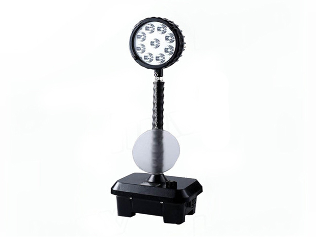 FW6105輕便移動燈